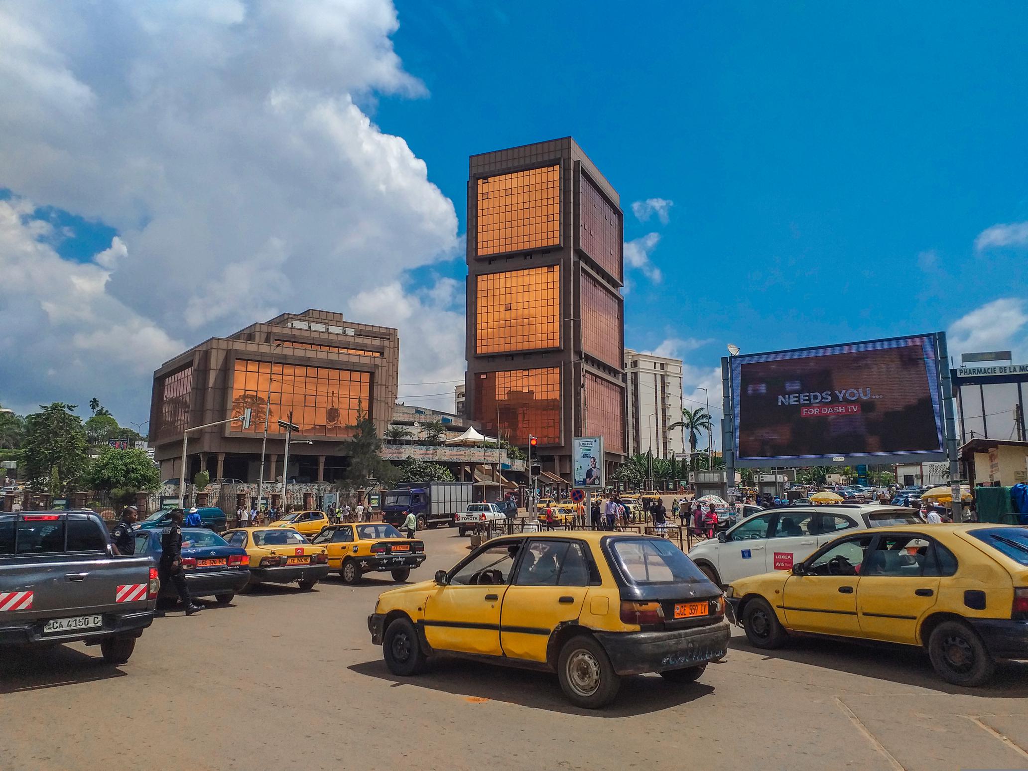 Cameroon 10
