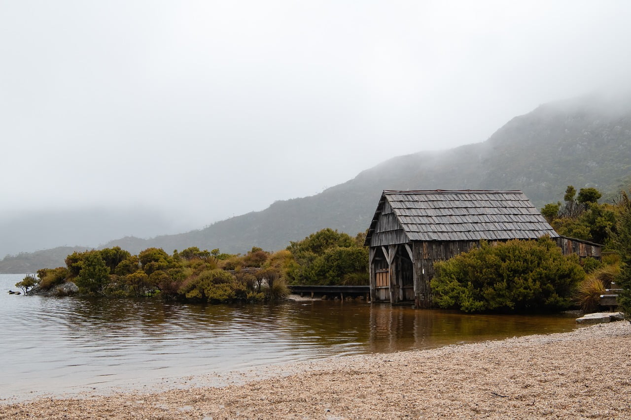 boat shed, lake, dove lake